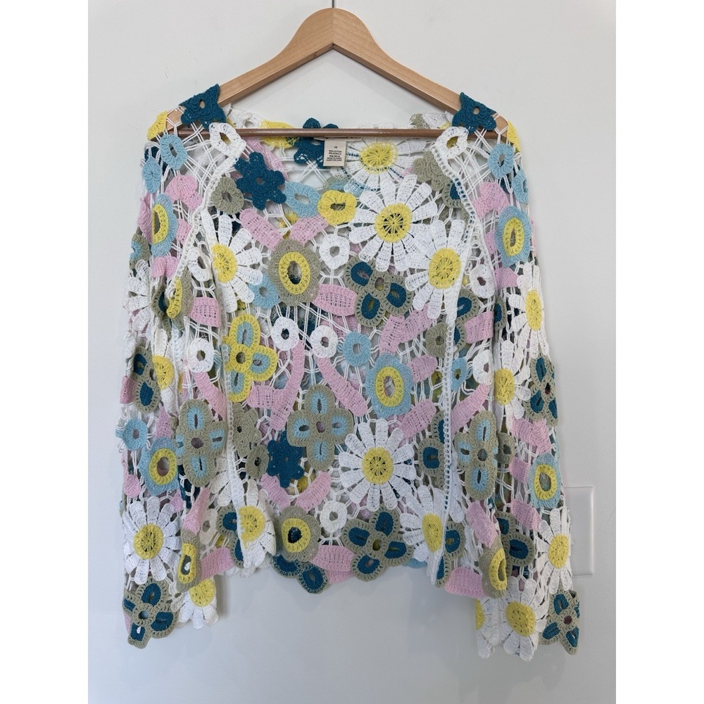 Indigo Thread Co Womens XS Floral Flower Crochet Long Sleeved Sweater White Pink